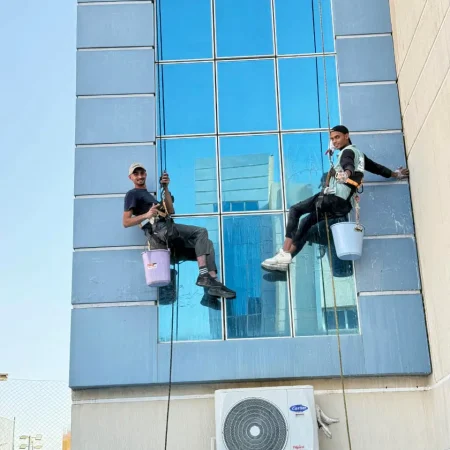 شركة تنظيف واجهات - شركة نظافة واجهات - شركة نظافة - شركة تنظيف - خدمات تنظيف واجهات - تنظيف واجهات المباني الزجاجية - تنظيف واجهات كلادنج - خدمة تنظيف الواجهات