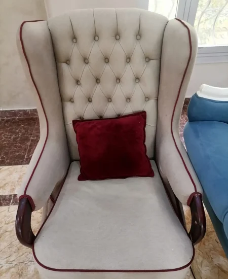 شركة تنظيف كنب - شركة تنظيف مفروشات - شركة تنظيف كراسي - افضل شركة نظافة - شركة نظافة - خدمات تنظيف - اسعار تنظيف الكنب و الكراسي - تنظيف انتريهات